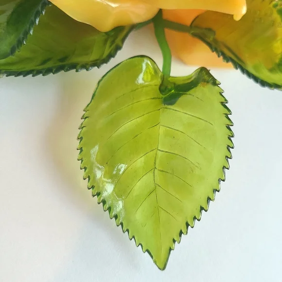 MCM Lucite Acrylic Yellow Rose Retro Mod Flower Power Sculpture Home Decor Vtg - Picture 6 of 12